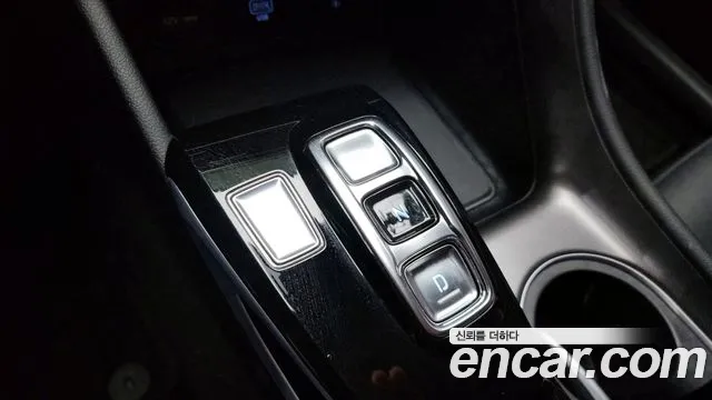 Hyundai Sonata — Фото автомобиля 9