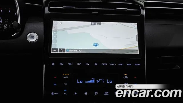 Hyundai Tucson Tucson (NX4) Дизель 2.0 4WD — Фото автомобиля 12