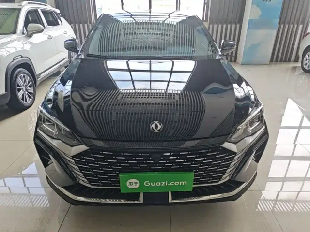 Dongfeng Yixuan MAX — Фото автомобиля 2