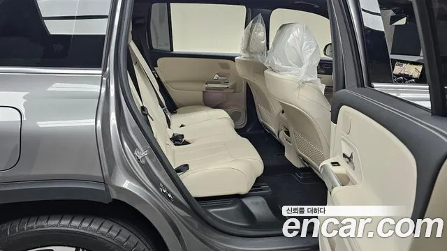 Mercedes-Benz EQB — Фото автомобиля 11