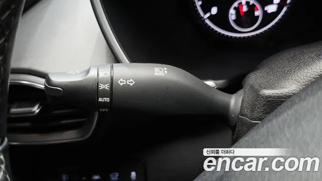 Hyundai Santafe Новый Santa Fe Дизель 2.2 2WD — Фото автомобиля 26