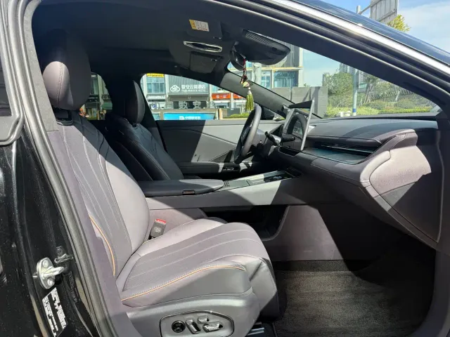 Toyota BoZhi 7 — Фото автомобиля 9
