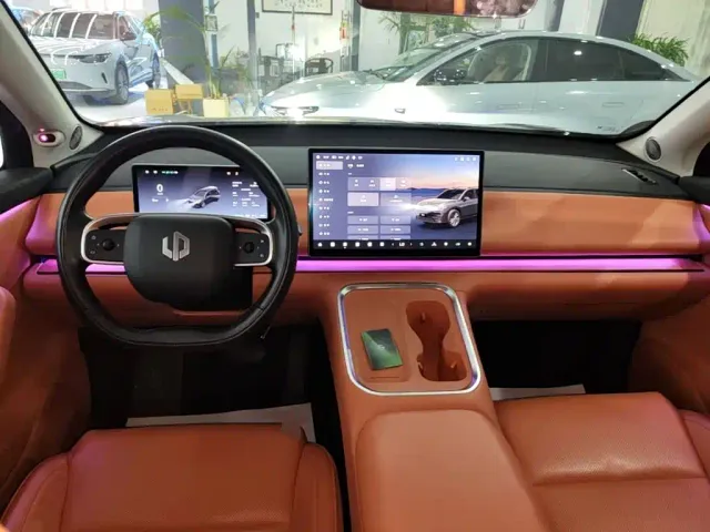 Leapmotor C16 — Фото автомобиля 5