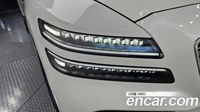 Genesis GV80 — Фото автомобиля 7