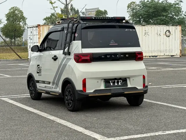 Wuling Hongguang Mini EV — Фото автомобиля 6