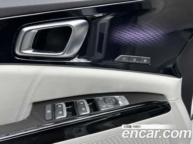 Kia Canival Carnival 4 поколение Бензин 9 мест Signature — Фото автомобиля 12