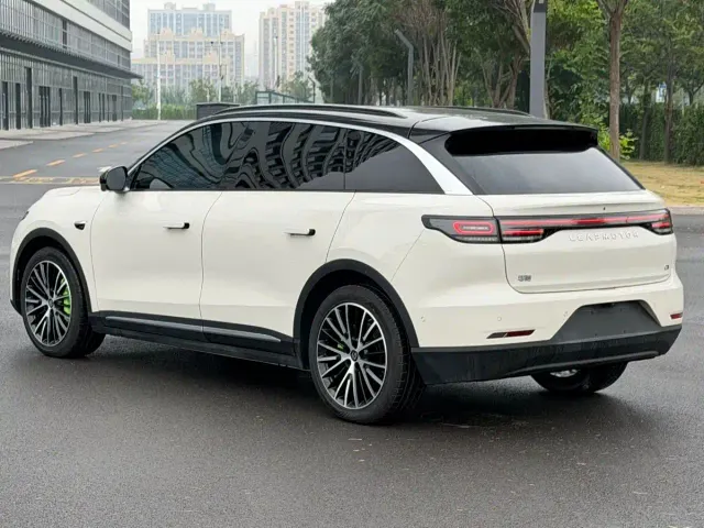 Leapmotor C11 — Фото автомобиля 4