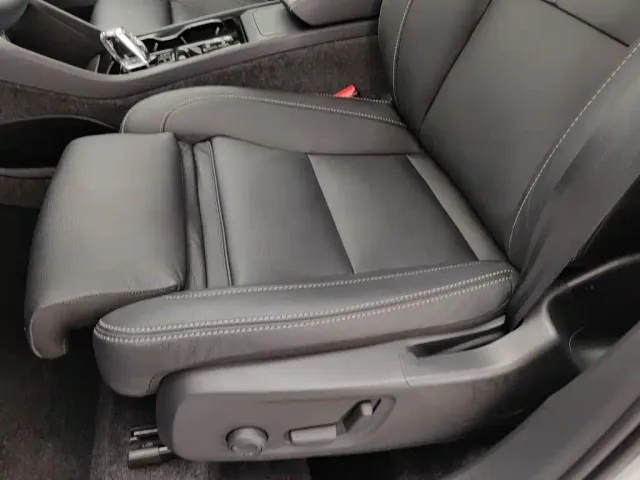 Volvo XC40 — Фото автомобиля 20
