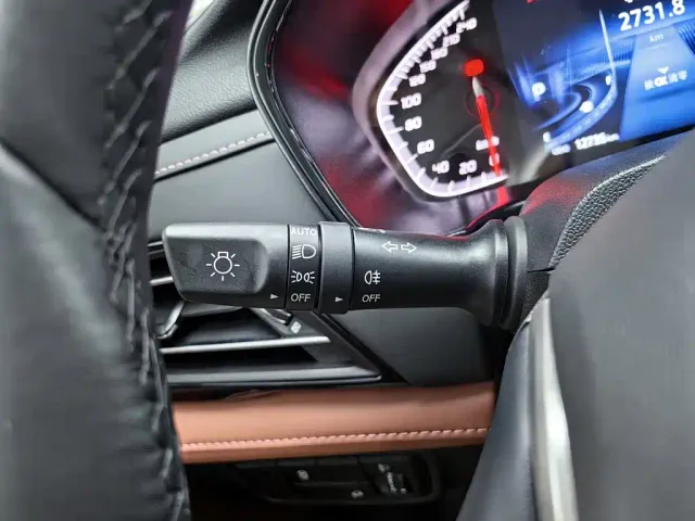 Changan CS75 — Фото автомобиля 21
