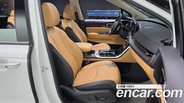 Kia Canival Carnival 4 поколение Бензин 9 мест Signature — Фото автомобиля 25