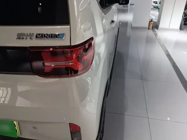 Wuling Hongguang Mini EV — Фото автомобиля 23