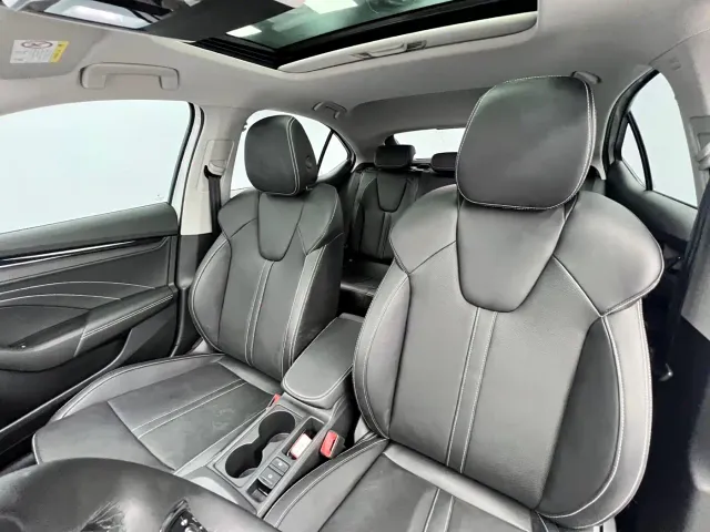 Škoda Octavia 2023 PRO TSI280 Premium Edition — Фото автомобиля 12