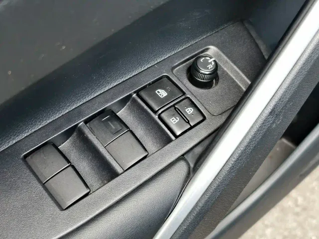 Toyota Corolla Cross — Фото автомобиля 25
