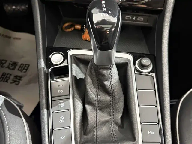 Volkswagen Sagitar — Фото автомобиля 21