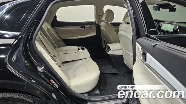 Hyundai Grandeur Новый Grandeur IG — Фото автомобиля 11