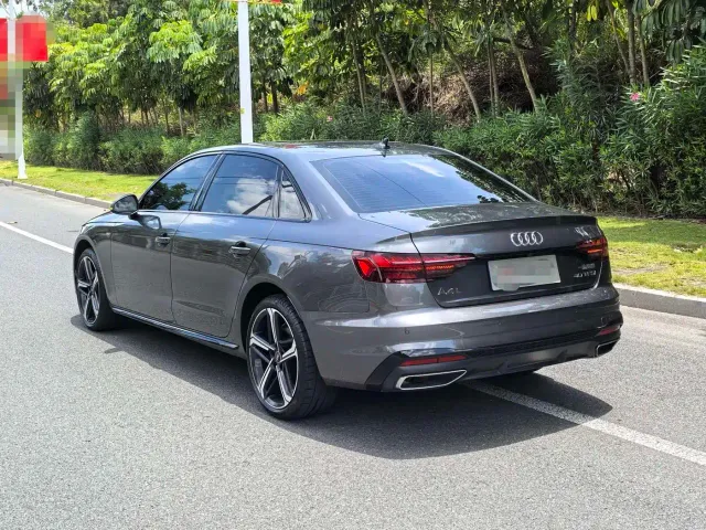 Audi A4L — Фото автомобиля 4