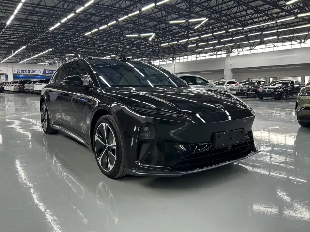Nio ET5 Touring — Фото автомобиля 3