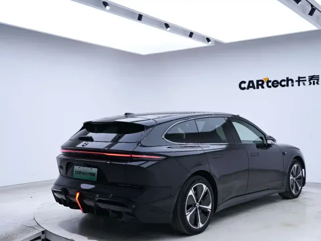 Nio ET5 Touring — Фото автомобиля 12