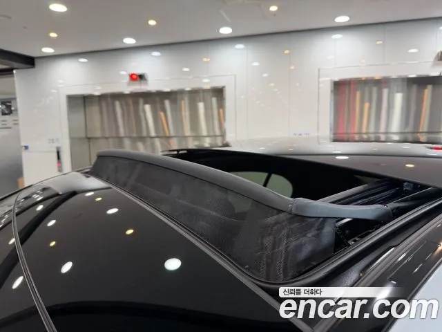 Mercedes-Benz E-Class — Фото автомобиля 14