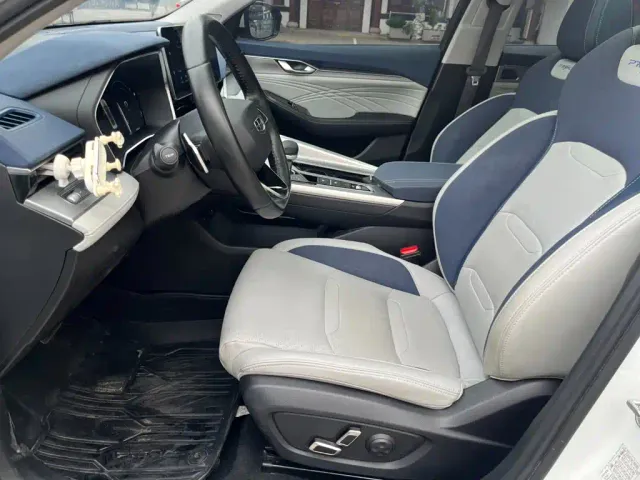 Geely Xingrui — Фото автомобиля 12