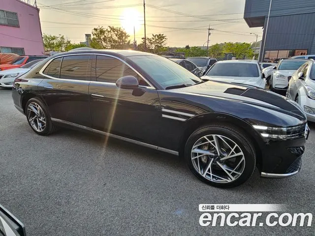 Genesis G90 Бензин 3.5 турбо AWD — Фото автомобиля 3