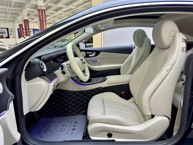 Mercedes-Benz E-Class — Фото автомобиля 6