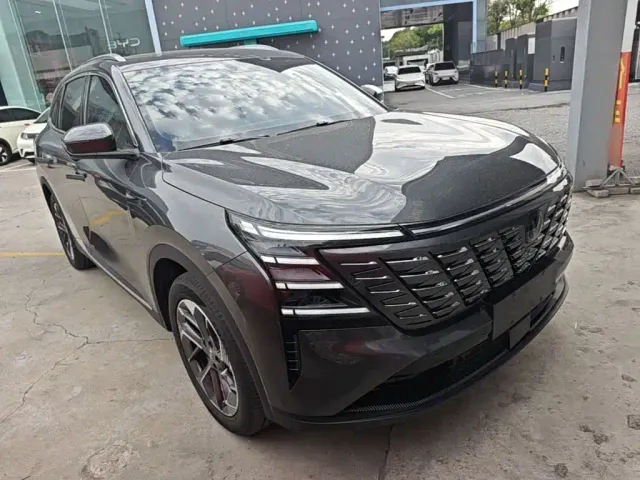 Changan CS75 Plus — Фото автомобиля 3