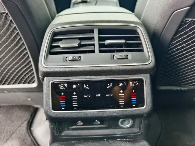 Audi A6L — Фото автомобиля 16
