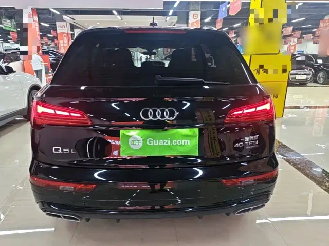 Audi Q5L — Фото автомобиля 5