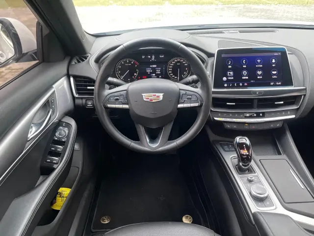Cadillac CT5 — Фото автомобиля 17