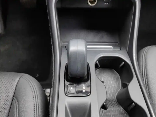 Volvo Volvo XC40 2022 Model T4 AWD Smart Drive Fashion Edition — Фото автомобиля 13