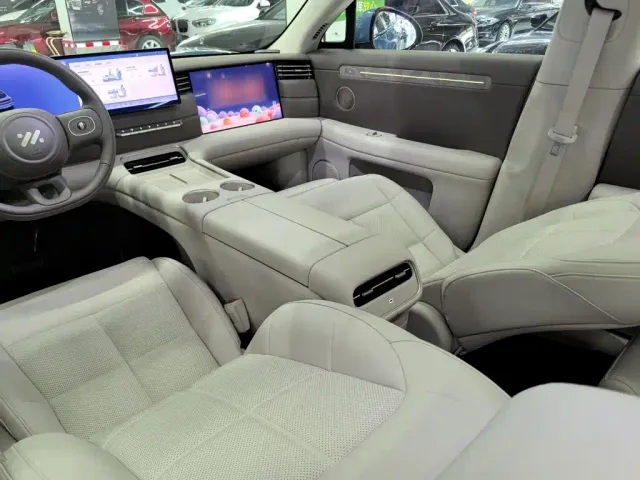 IM Motors LS6 — Фото автомобиля 14