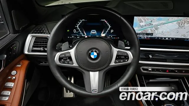 BMW X7 — Фото автомобиля 13