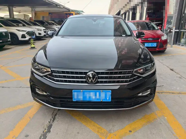 Volkswagen Magotan — Фото автомобиля 2