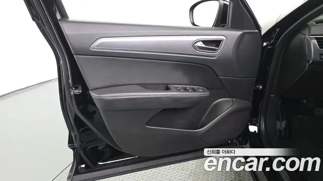 Renault Korea XM3 — Фото автомобиля 24
