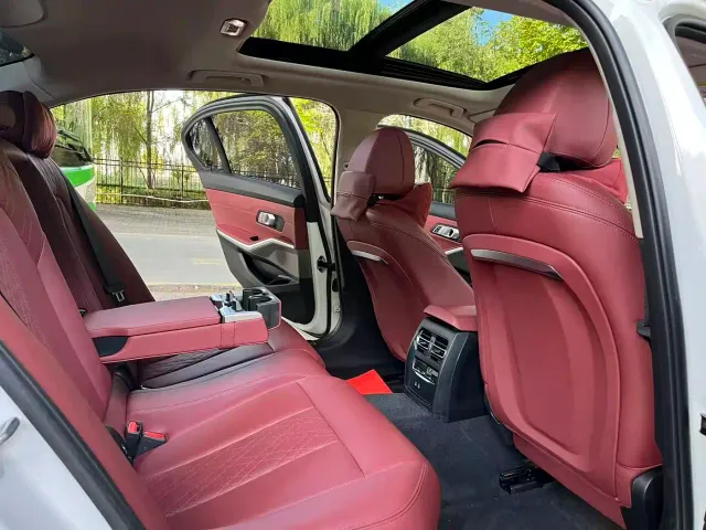 BMW 3 Series — Фото автомобиля 19