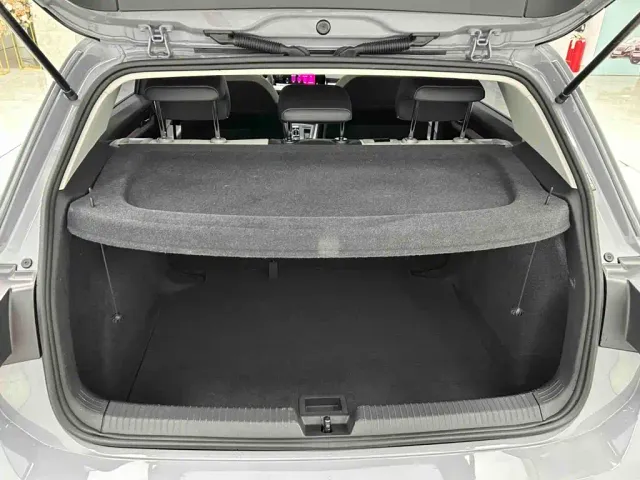 Volkswagen Golf 2023 280TSI DSG Pro — Фото автомобиля 23
