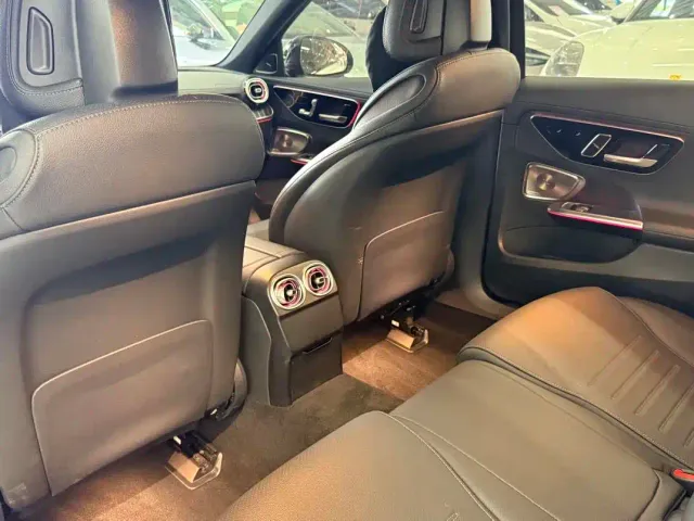 Mercedes-Benz C-Class — Фото автомобиля 9