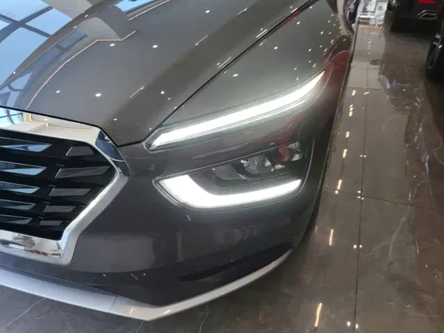 Hyundai Mistra — Фото автомобиля 23