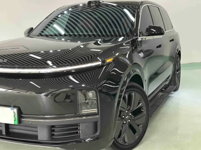 Li Auto L9 — Фото автомобиля 3