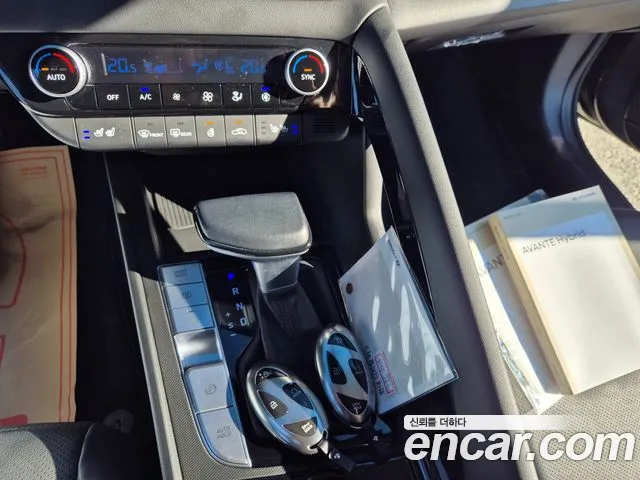 Hyundai Avante CN7 — Фото автомобиля 20