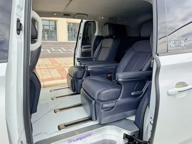 GAC Trumpchi M8 — Фото автомобиля 9