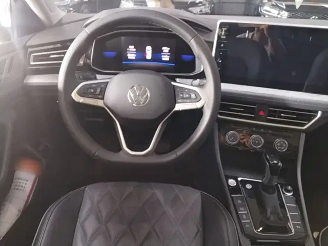 Volkswagen Sagitar — Фото автомобиля 10