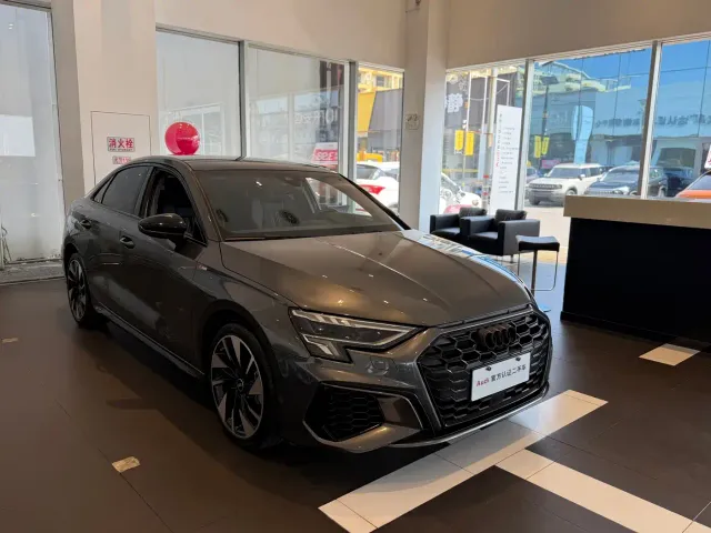 Audi A3 — Фото автомобиля 4