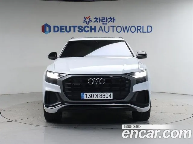 Audi Q8 50 TDI quattro Premium — Фото автомобиля 3