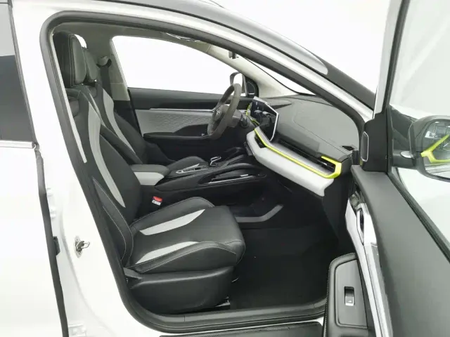 Geely Binyue 2022 Binyue COOL 1.5TD DCT Exciting Power Edition — Фото автомобиля 23