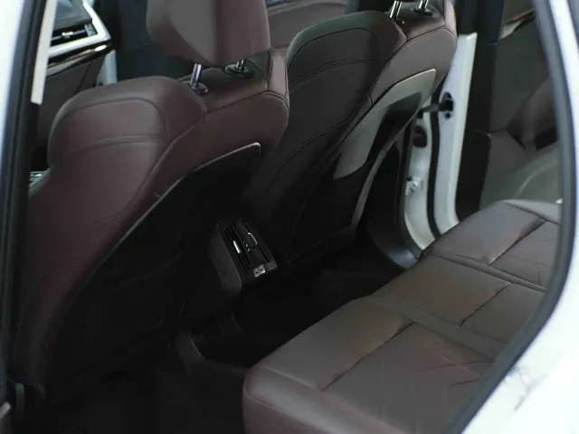 BMW X1 — Фото автомобиля 17