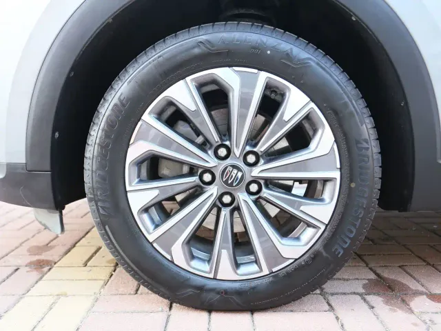 Buick Envision S — Фото автомобиля 14