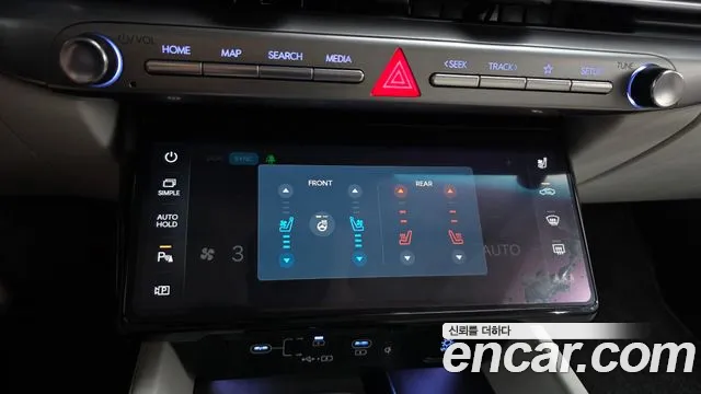 Hyundai Grandeur GN7 — Фото автомобиля 19