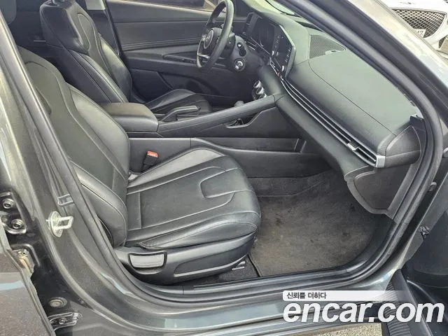 Hyundai Avante CN7 — Фото автомобиля 11